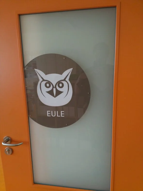 Beschriftung an Schaufenster